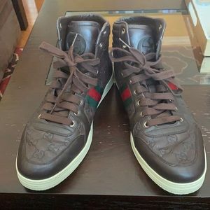 Gucci Hi-Top sneakers for sale!
